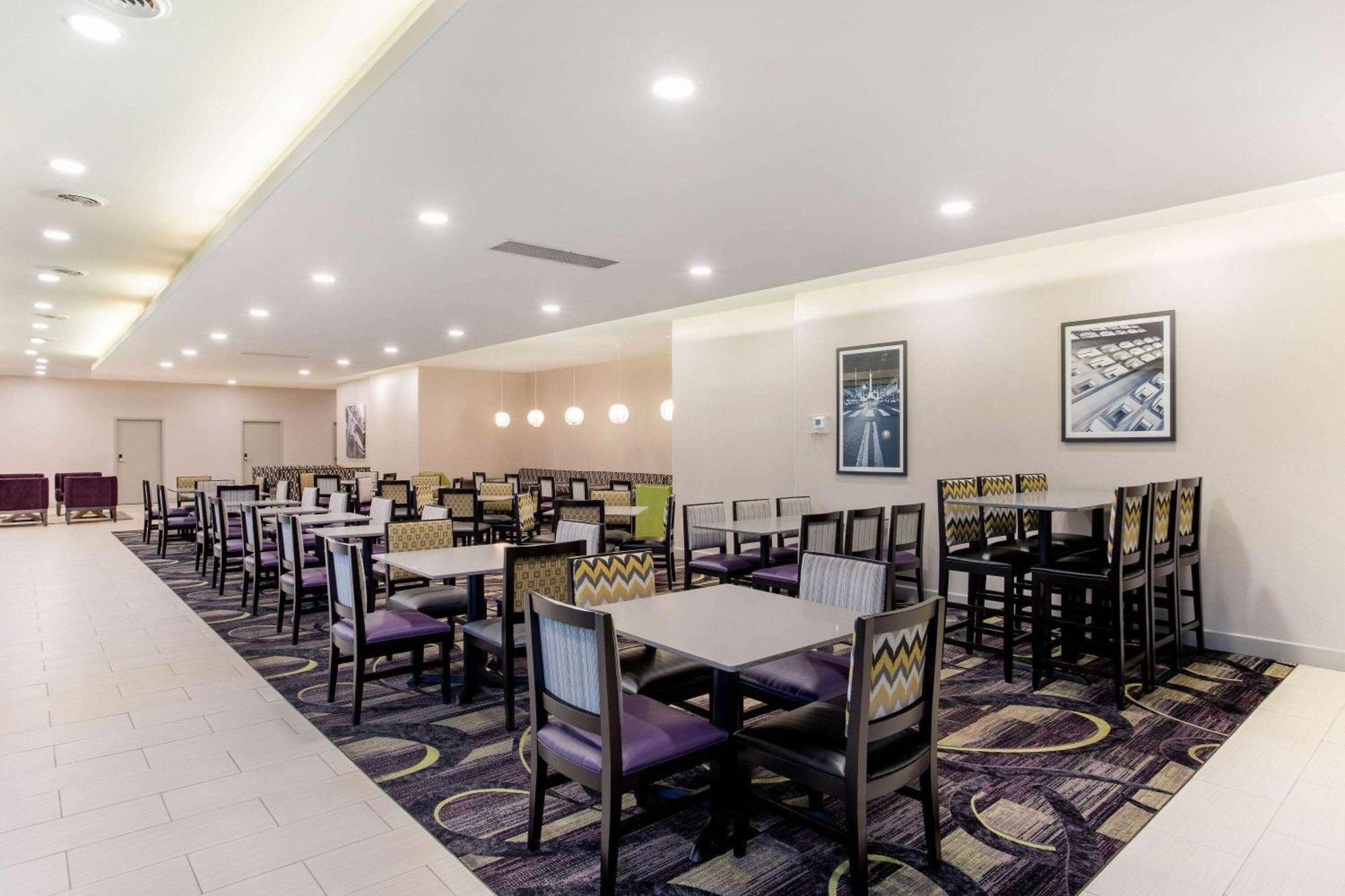 La Quinta By Wyndham South Hotel Indianapolis